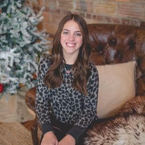 Meet your Posher, Mady